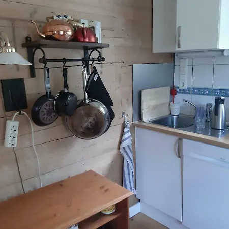 - Unniola -huset Bed & Breakfast Veitastrond